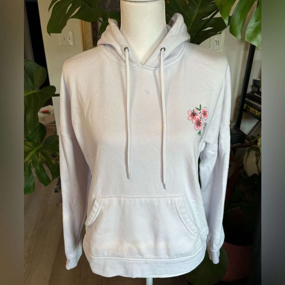 Beautiful Cherry Blossom White Sweatshirt - Picture 2 of 9